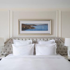 Deluxe Zimmer mit Kingsize-Bett